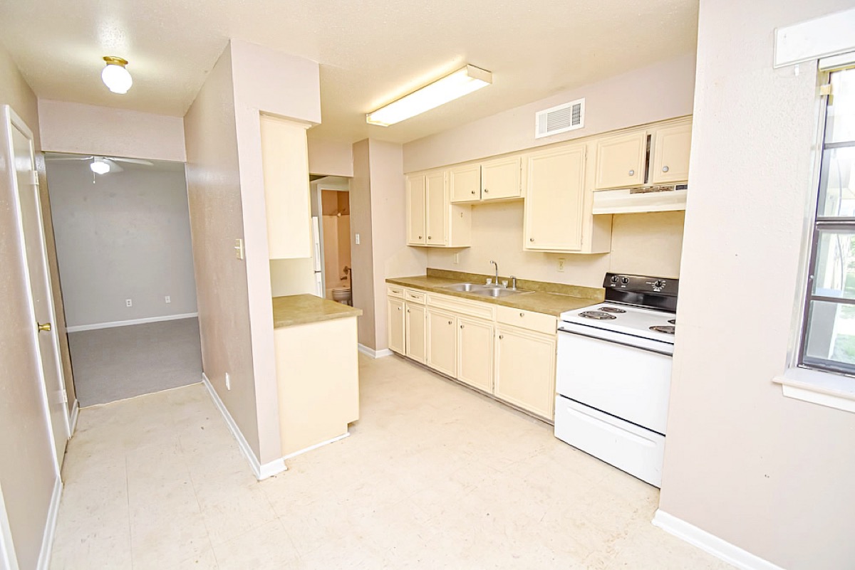 Bayshore Manor gallery photo 3