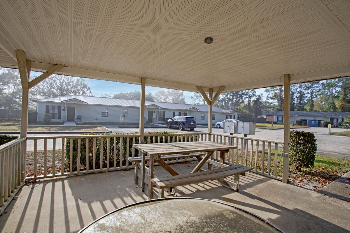 Bayview Estates gallery photo 9