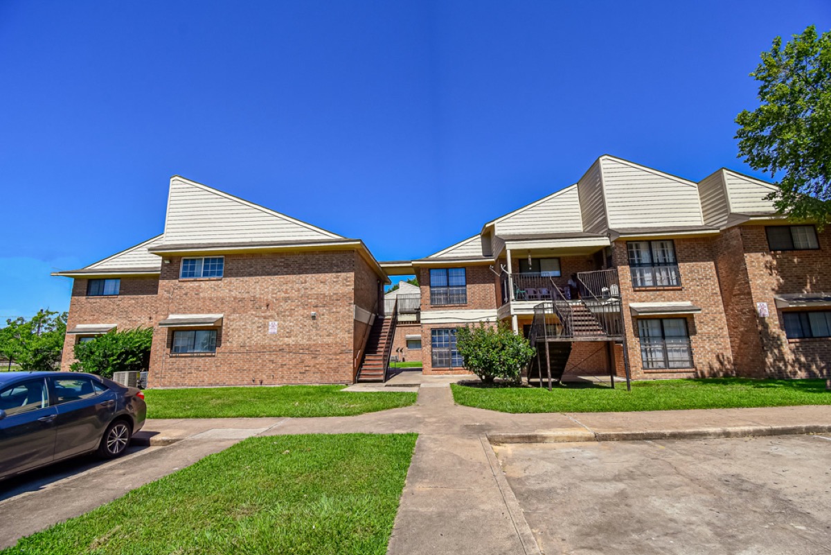 Brookhollow Manor gallery photo 3