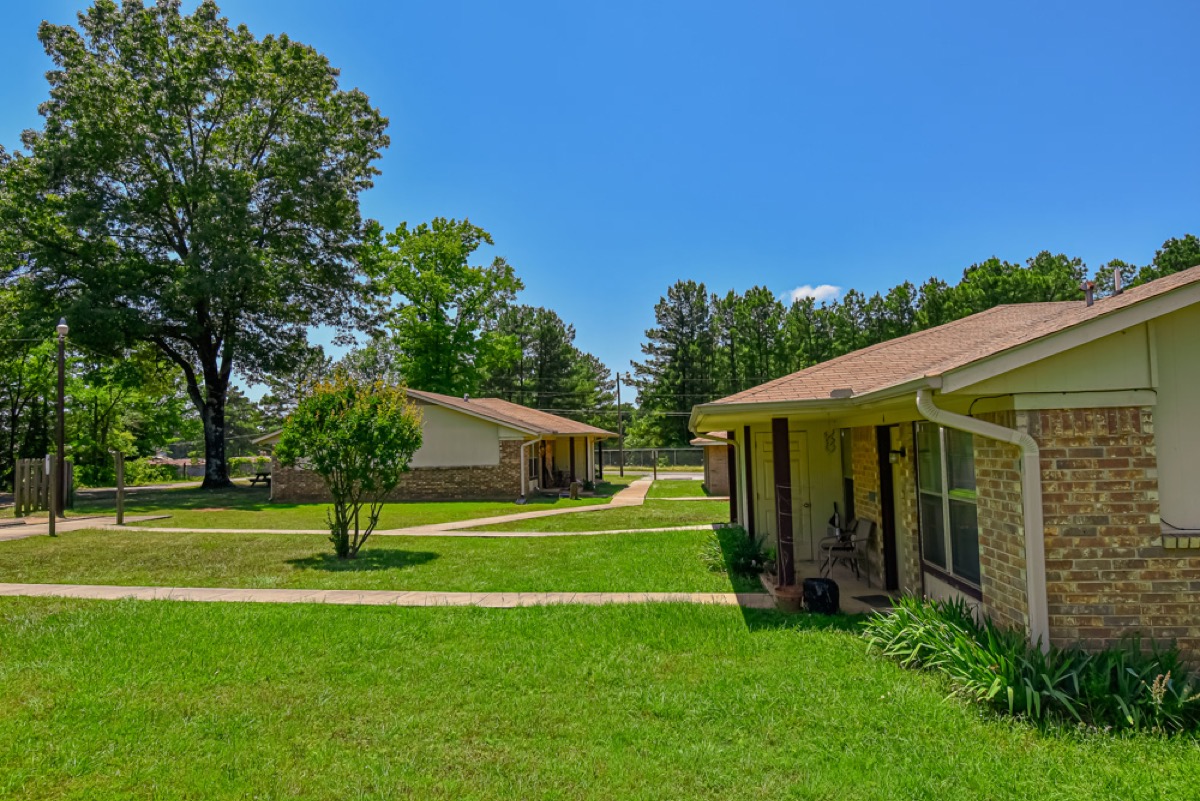 Country Square gallery photo 4