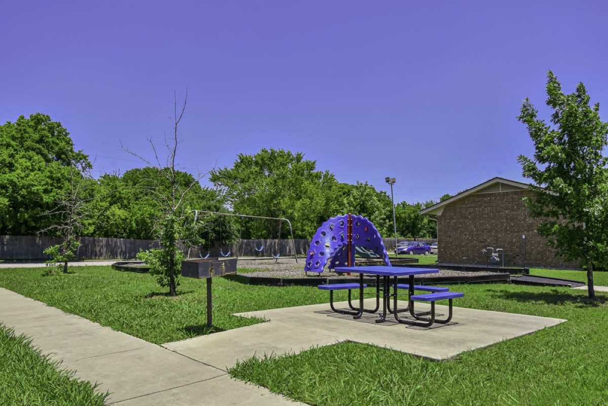 Crossing at Oak Grove gallery photo 2