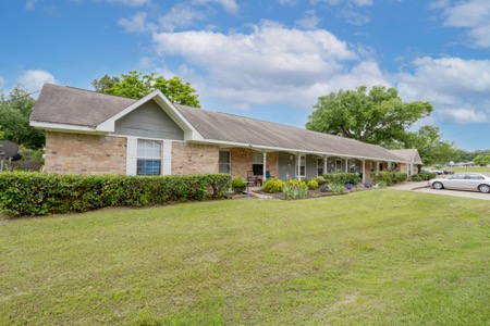 Emory Manor Apartments gallery photo 5