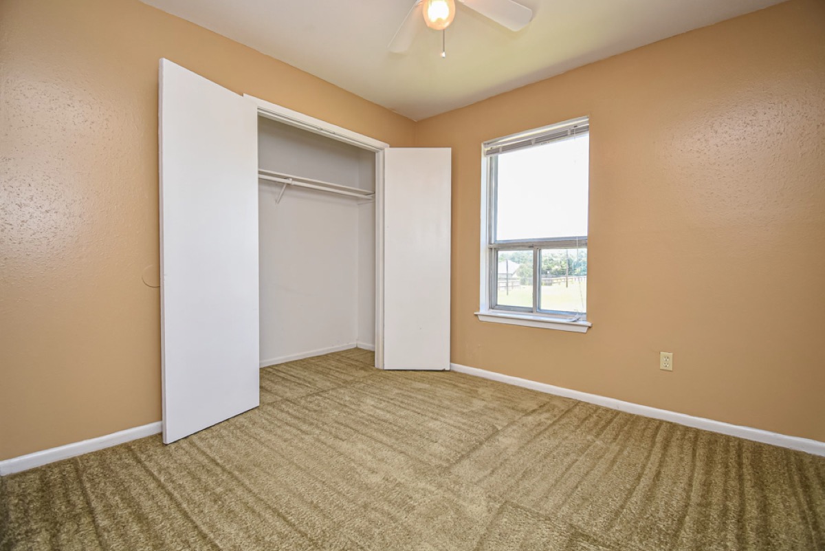 Green Manor gallery photo 4