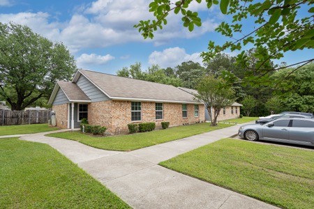 Jefferson Capital Apartments gallery photo 4