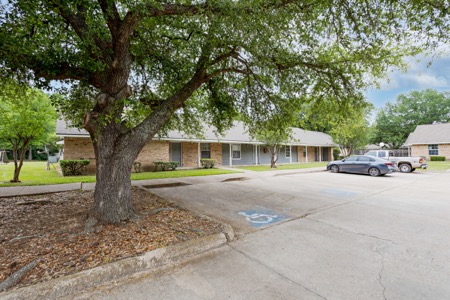 Jefferson Capital Apartments gallery photo 6