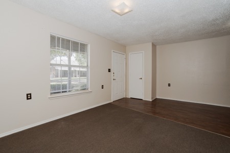 Levelland Manor Apartments gallery photo 22