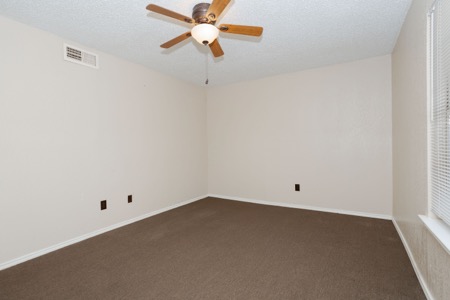 Littlefield Manor Apartments gallery photo 8