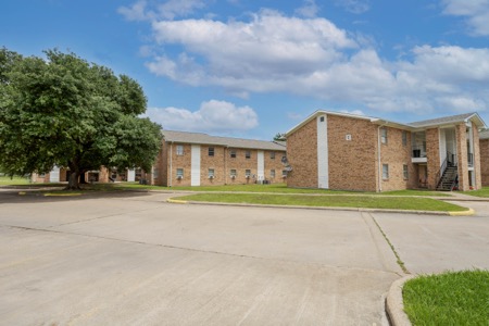 Navasota Landing gallery photo 5