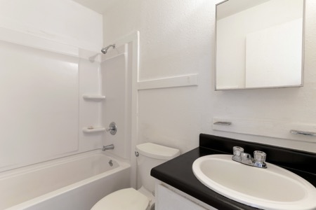 Navasota Landing gallery photo 19