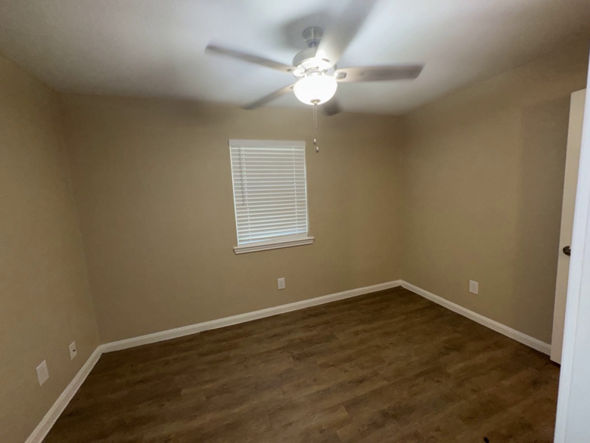 Oak Bend gallery photo 12