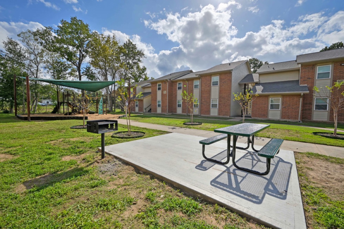 Oak Bend gallery photo 45