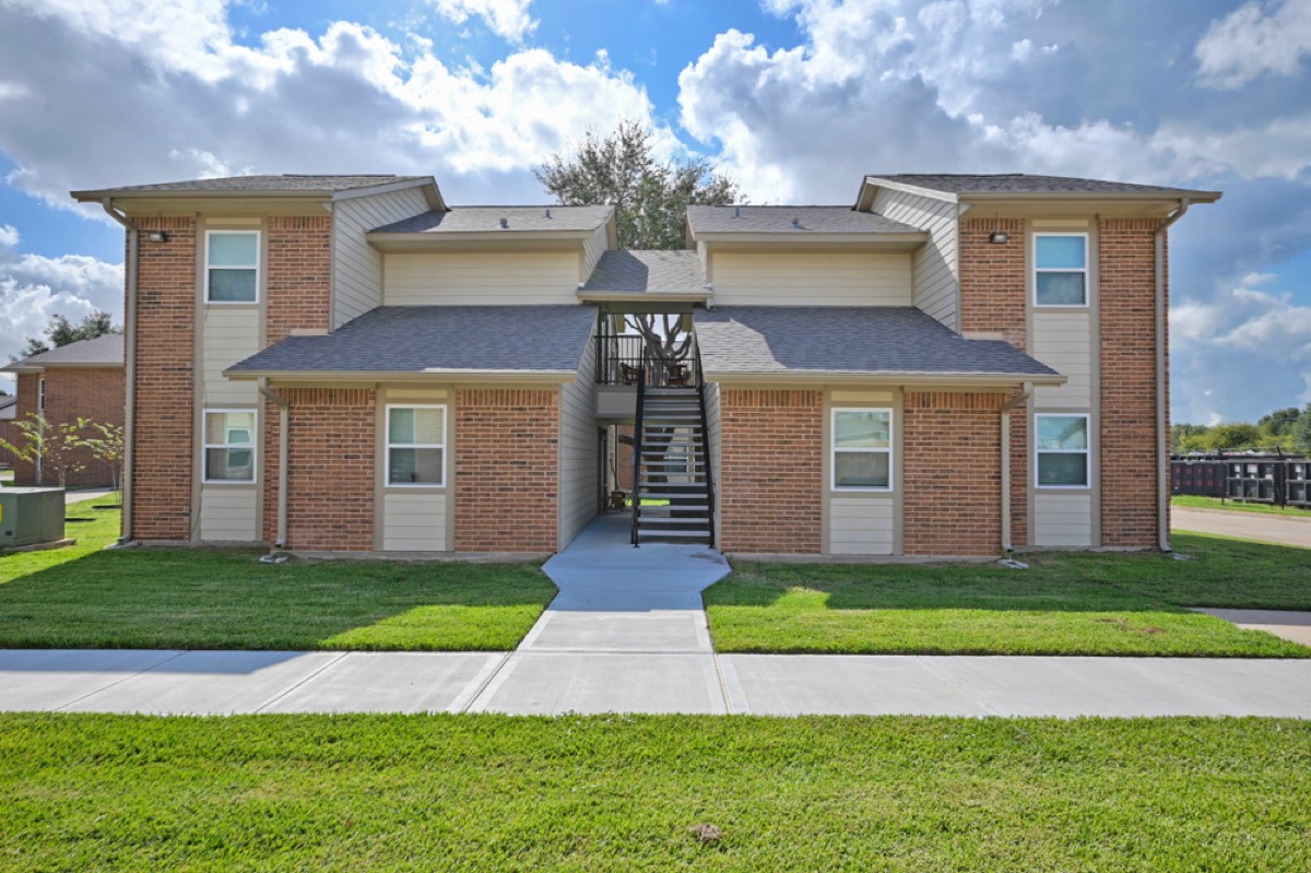 Oak Bend gallery photo 50