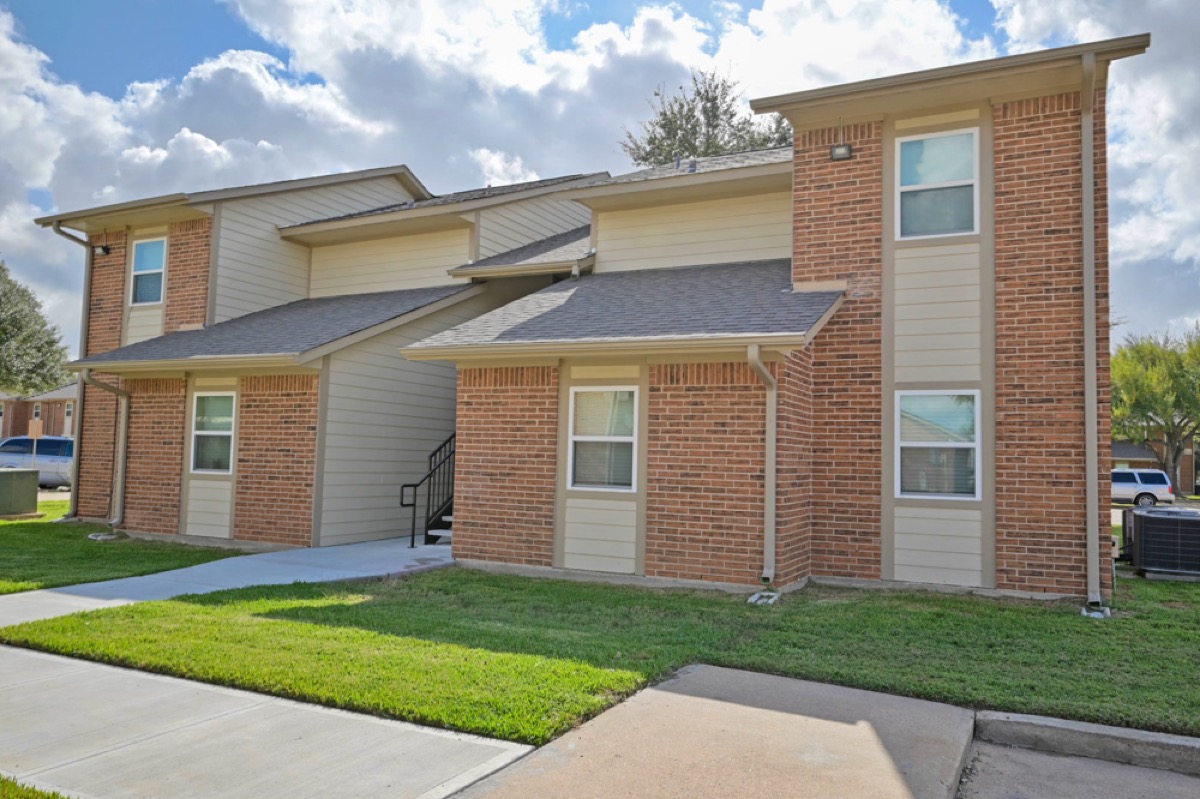 Oak Bend gallery photo 51