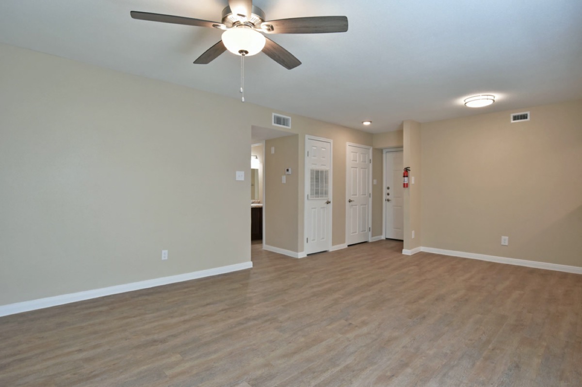 Oak Bend gallery photo 54