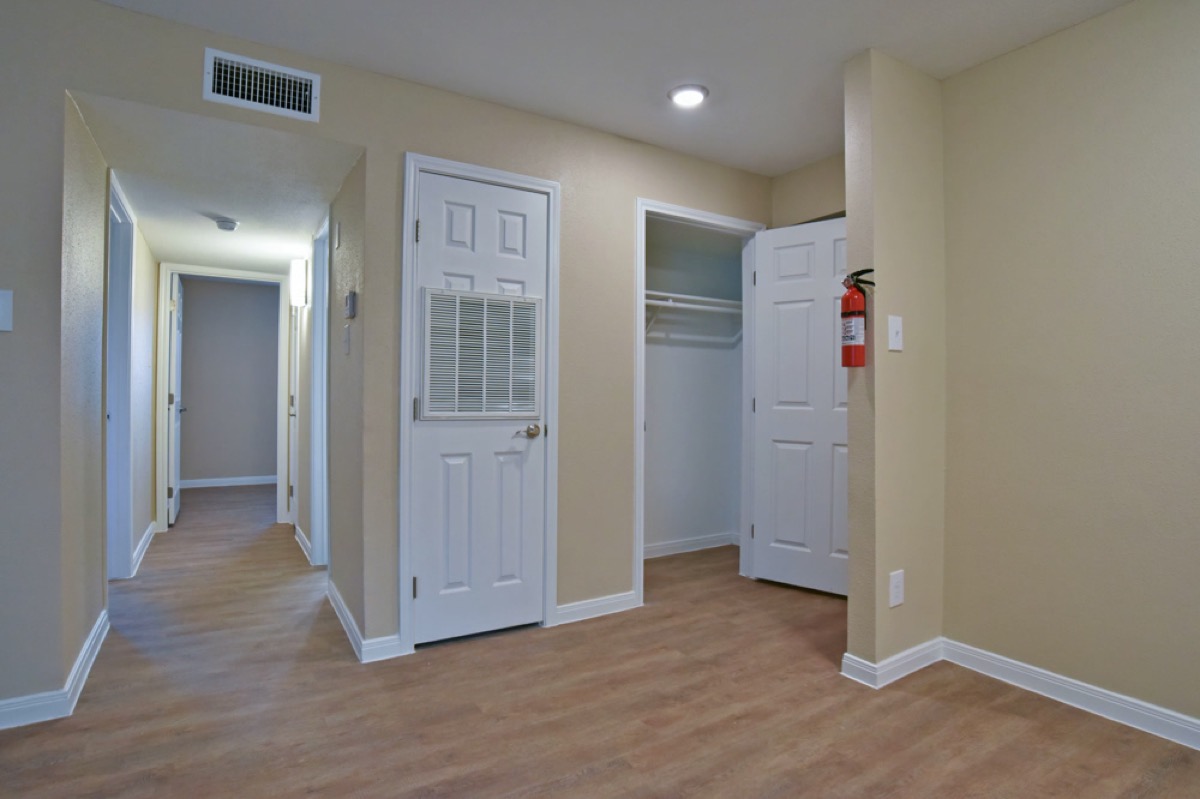 Oak Bend gallery photo 64