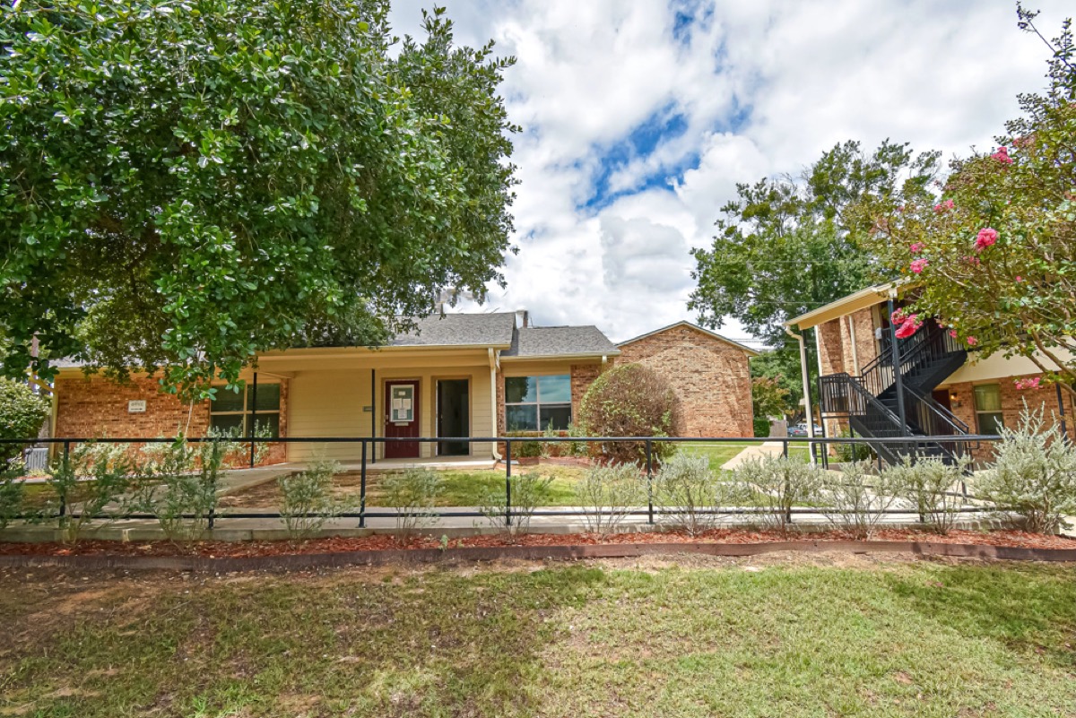 The Oaks of Fairview gallery photo 9