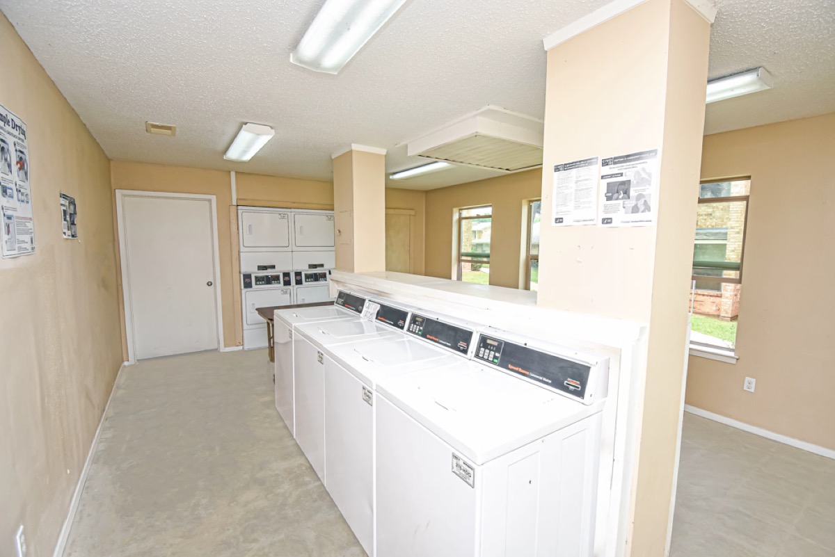 The Oaks of Fairview gallery photo 29