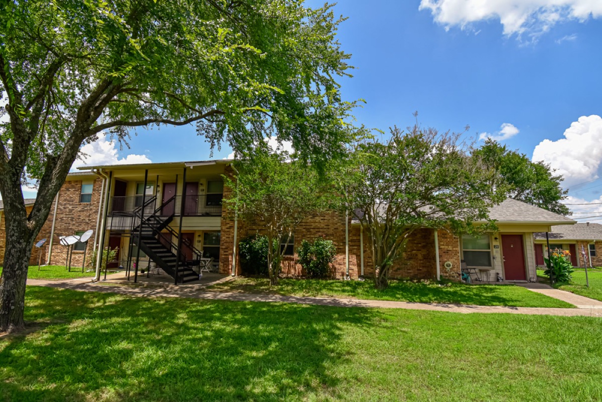 The Oaks of Westview gallery photo 11