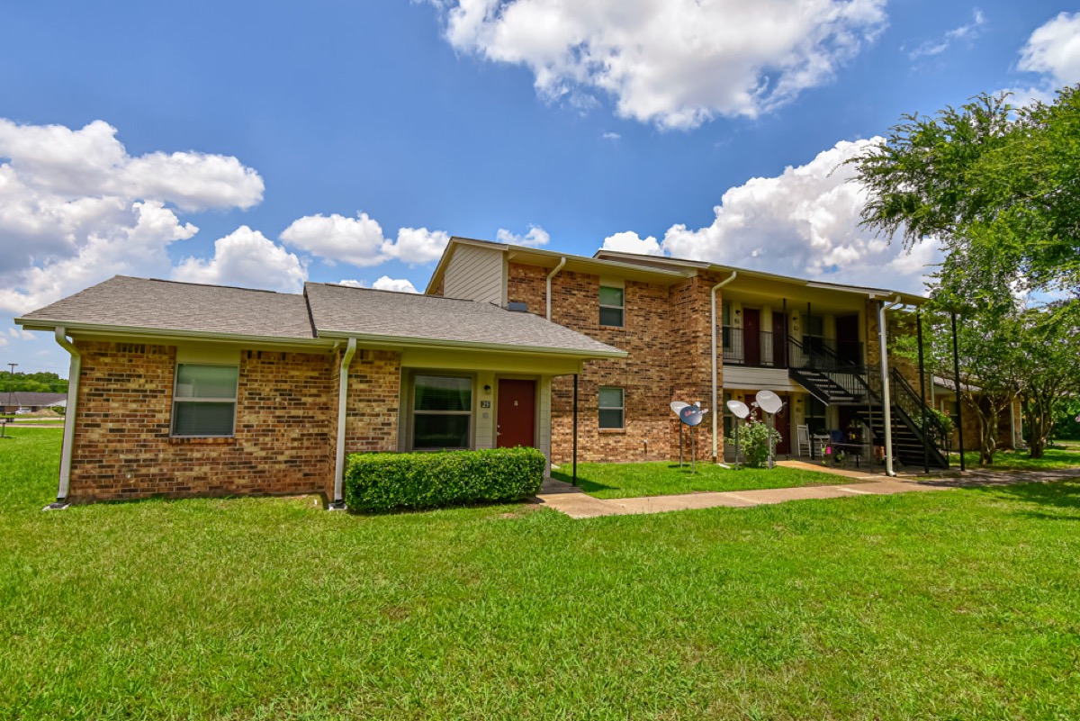 The Oaks of Westview gallery photo 13