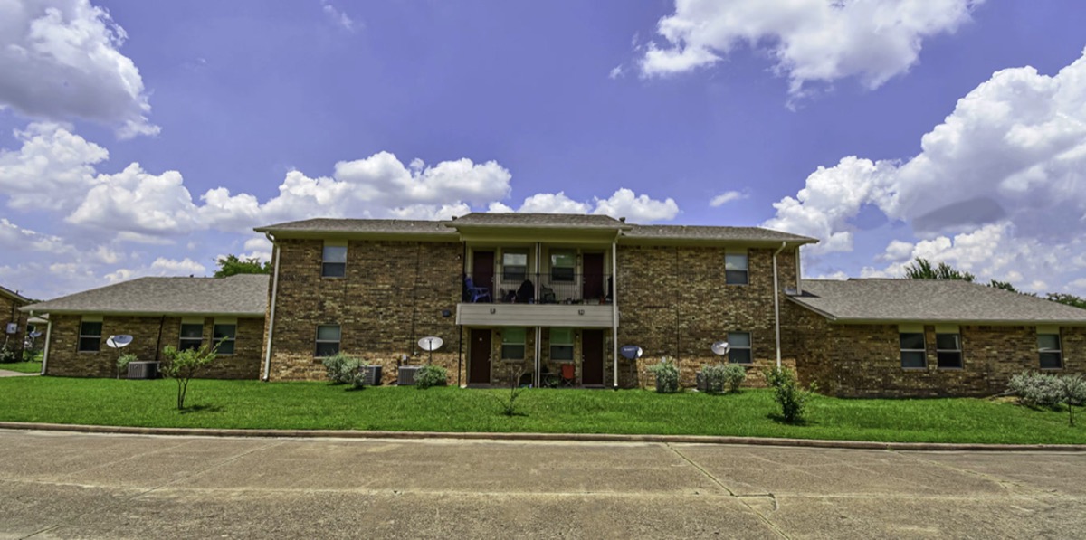 The Oaks of Westview gallery photo 14