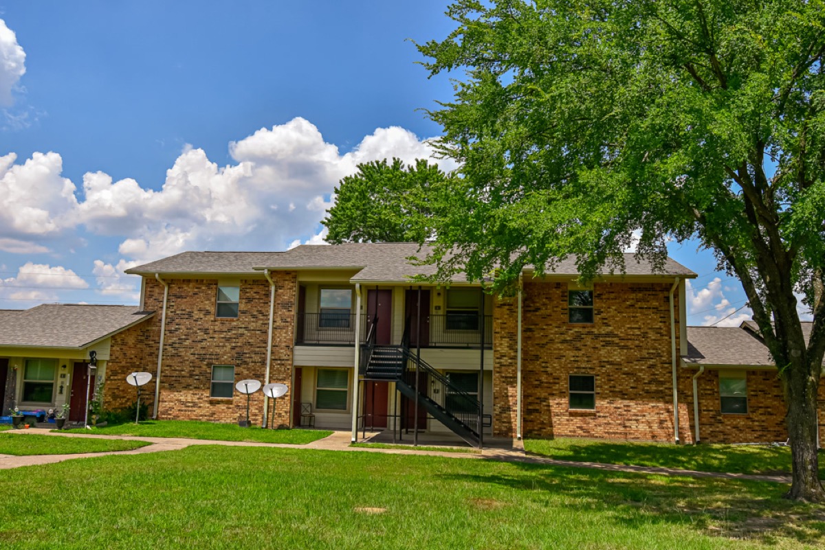 The Oaks of Westview gallery photo 15