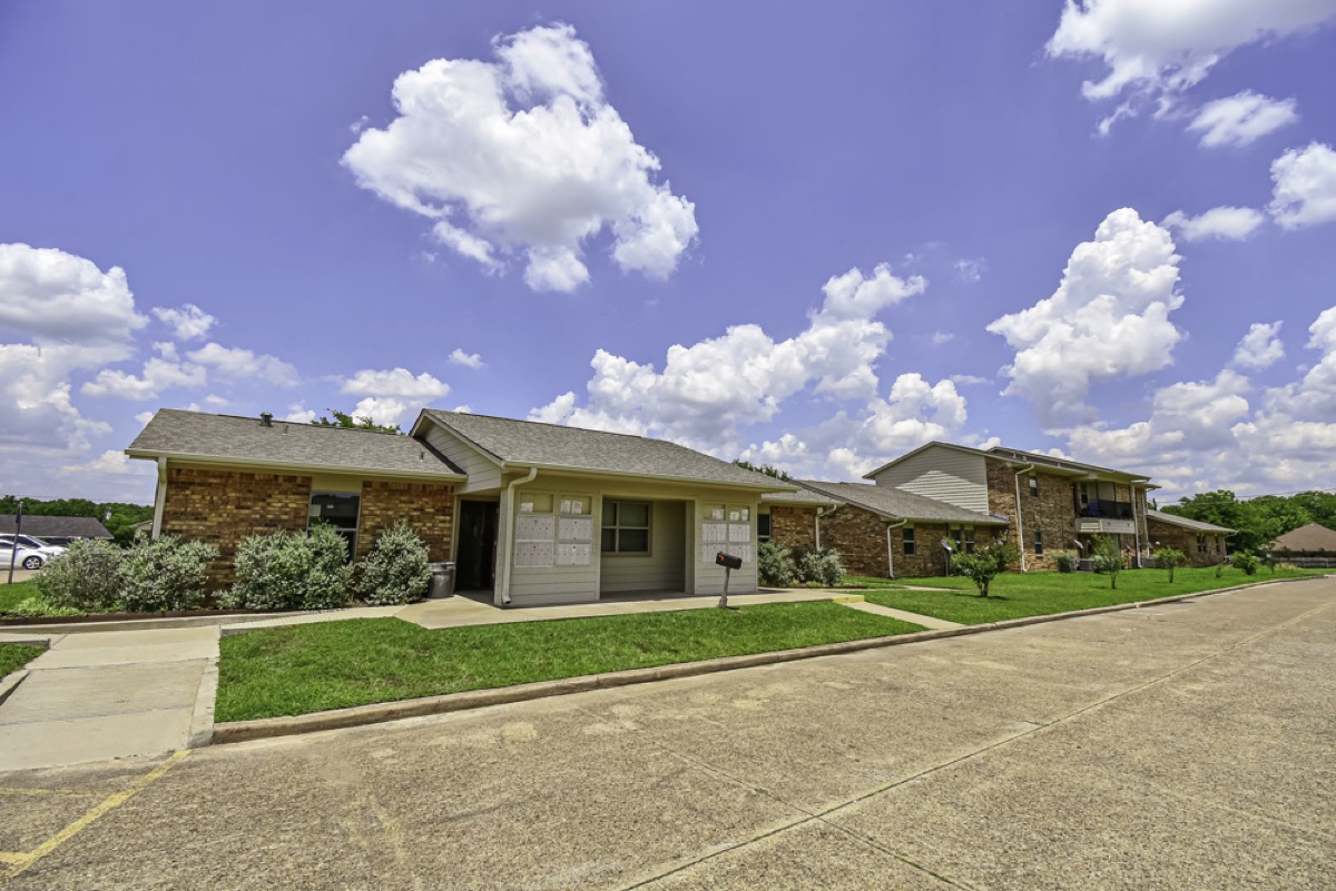 The Oaks of Westview gallery photo 20