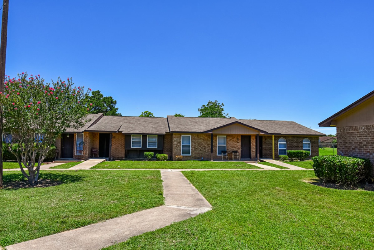 Pine Meadows gallery photo 11