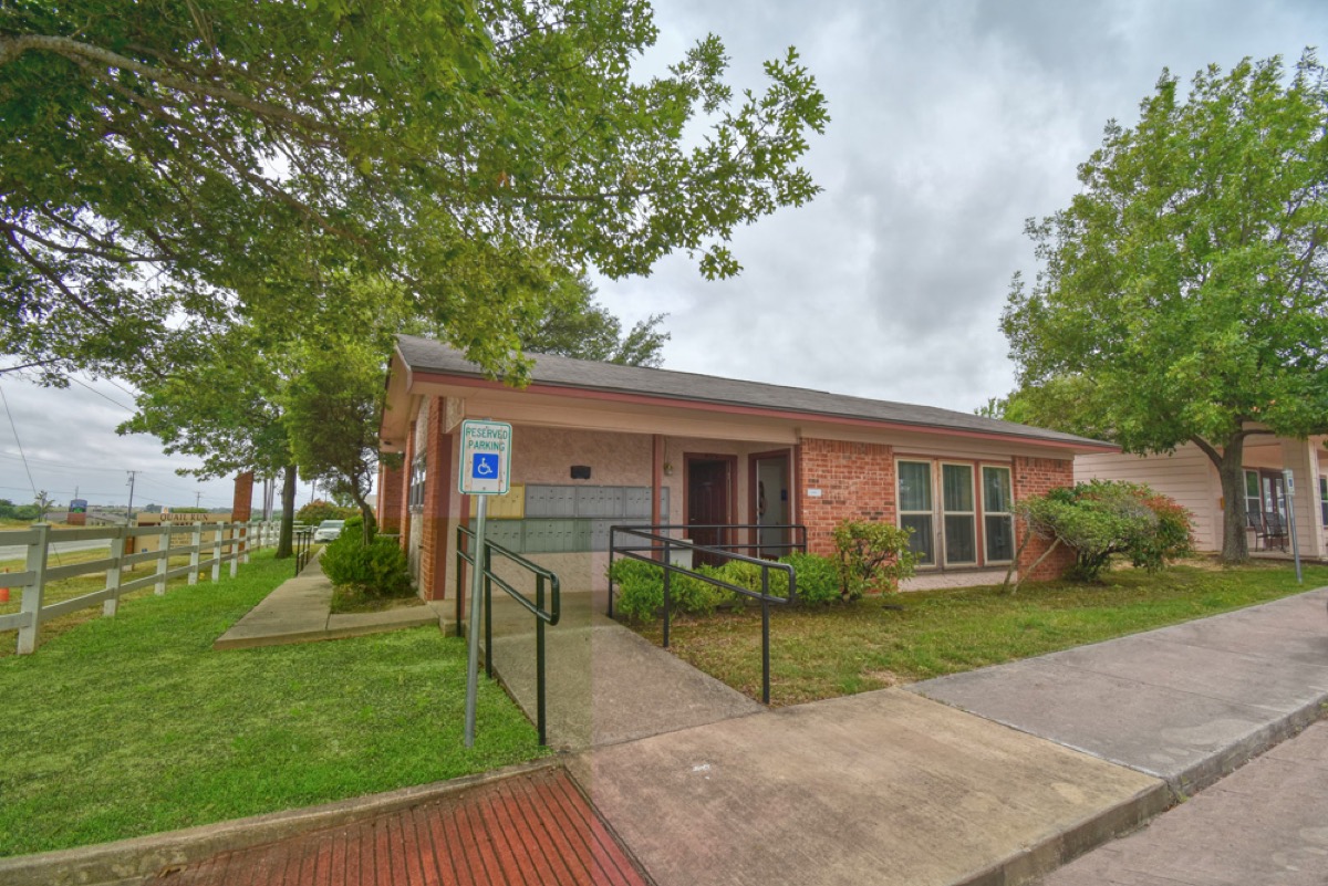 Quail Run gallery photo 4