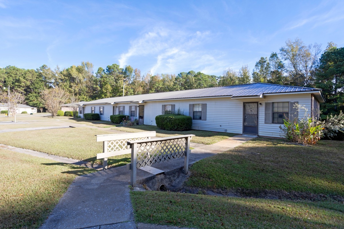 Rockwood Apartments gallery photo 5