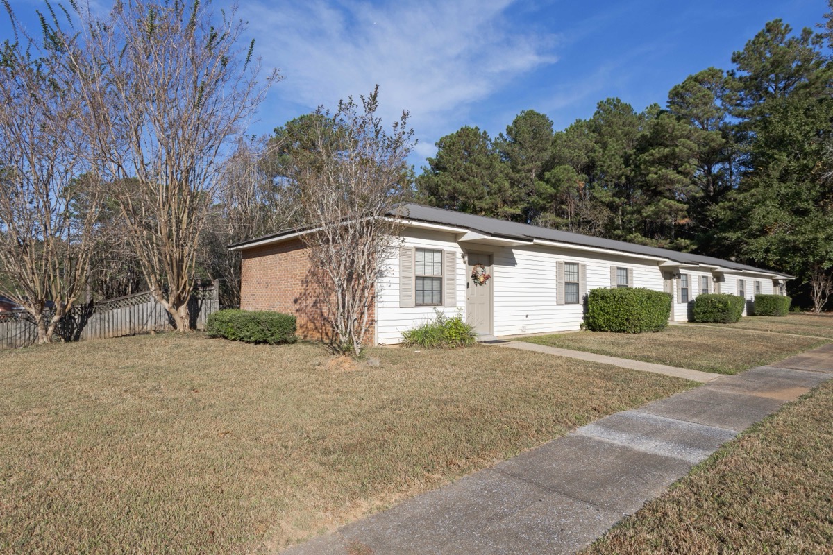 Rockwood Apartments gallery photo 9