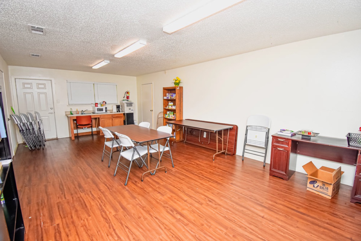 Sunset Place gallery photo 21