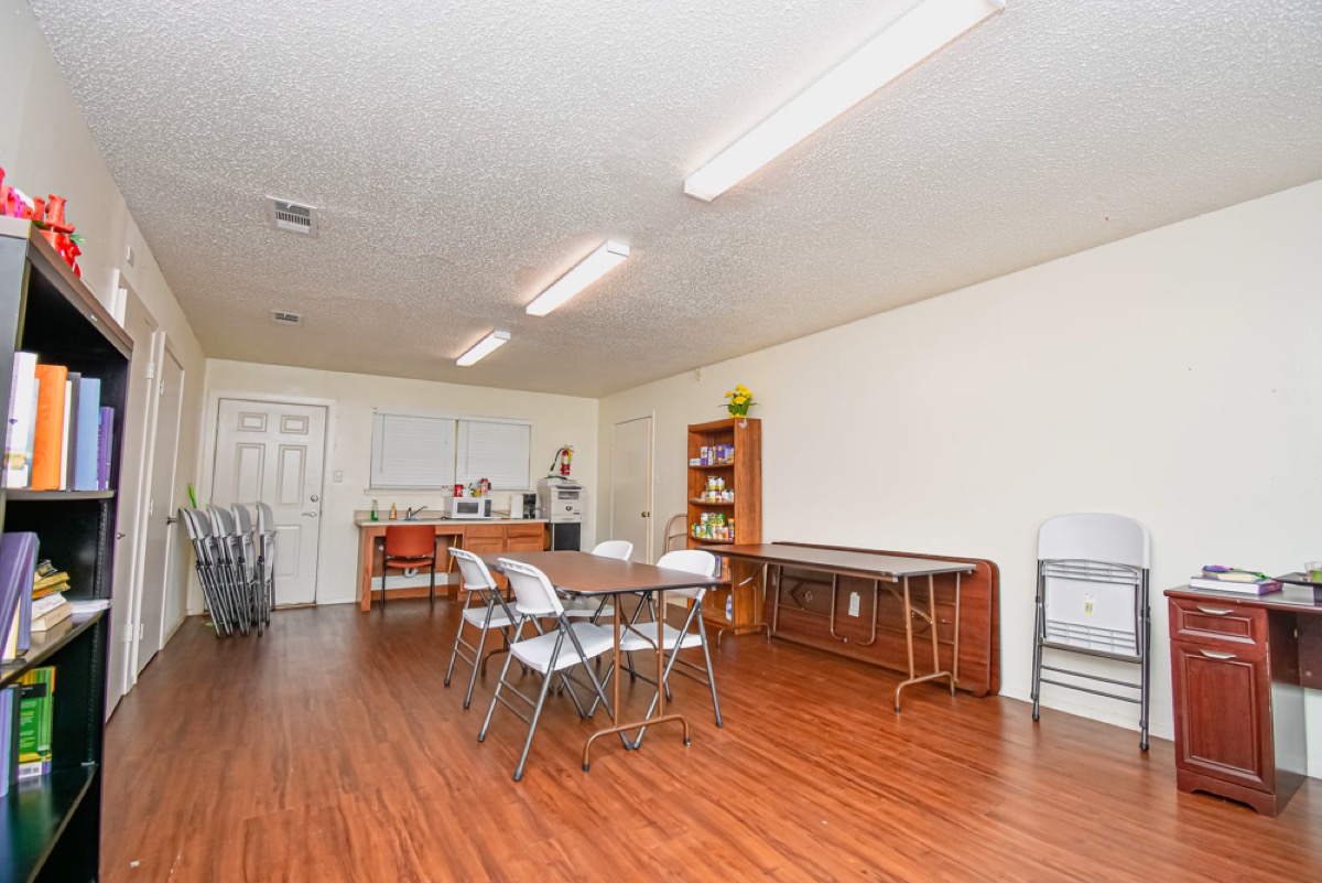 Sunset Place gallery photo 22