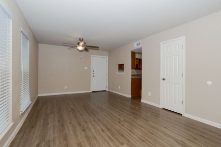 The Oaks of West Columbia gallery photo 14