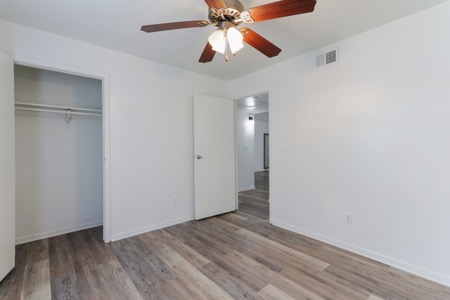 Willis Rental gallery photo 16