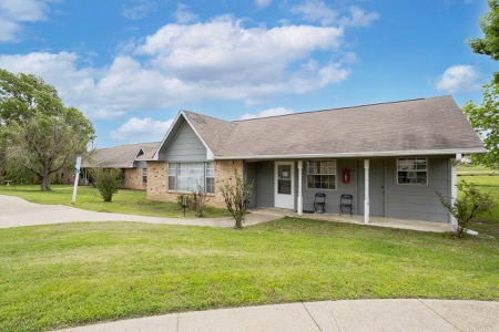 Wills Point Manor gallery photo 9