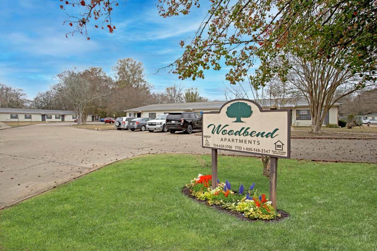 Woodbend gallery photo 1