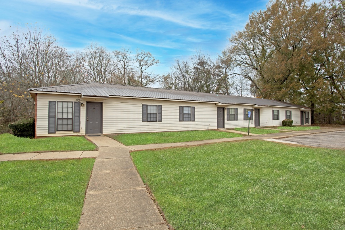 Woodbend gallery photo 3