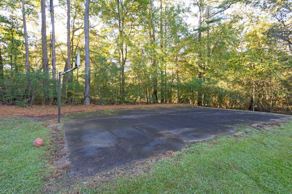 Woodcroft gallery photo 12