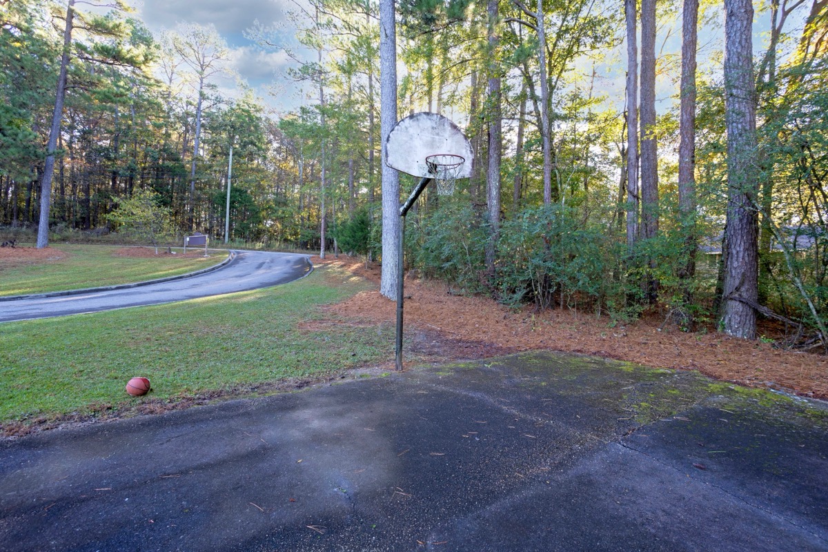 Woodcroft gallery photo 13